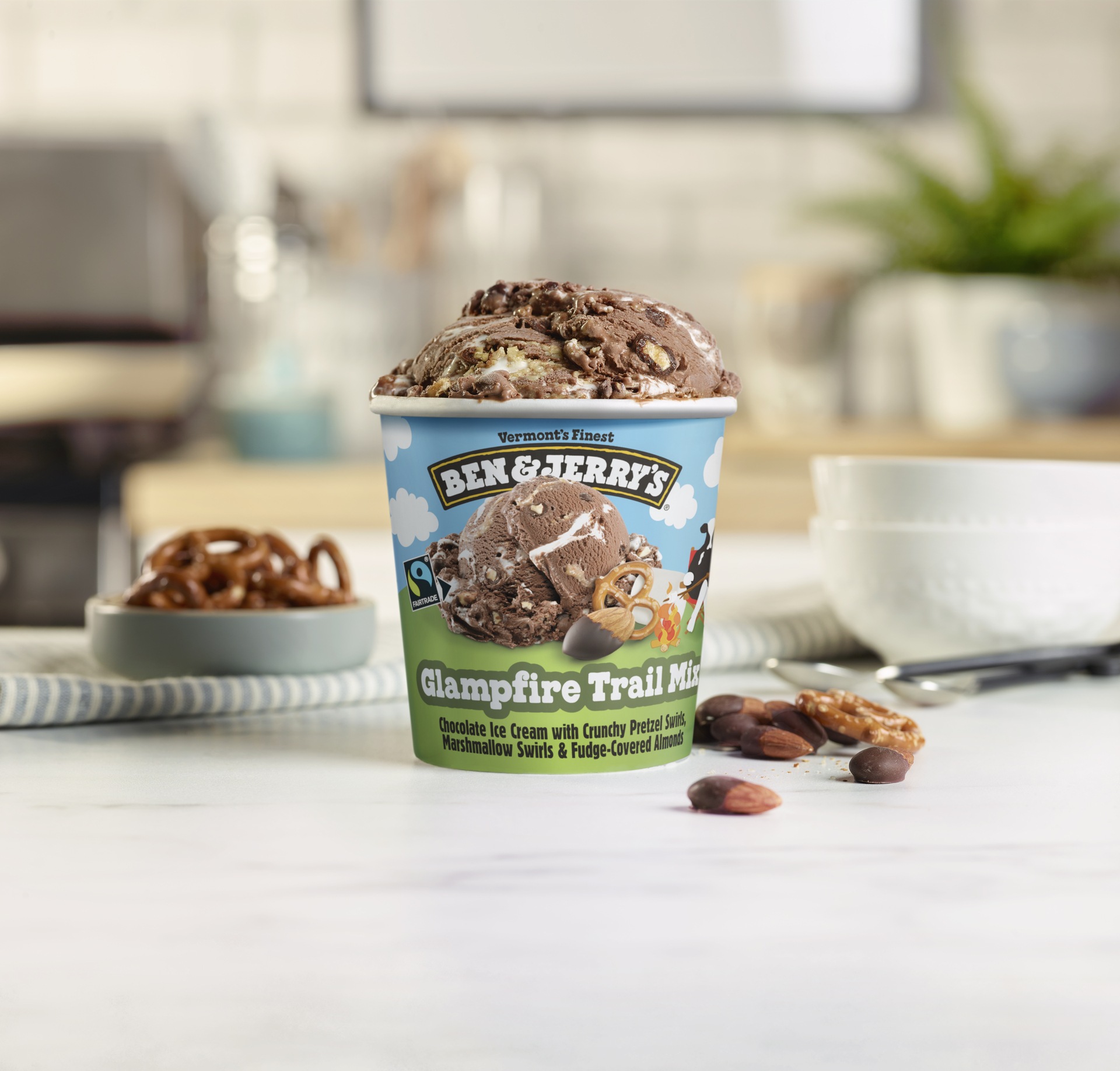 Glampfire Trail Mix Ice Cream - Pint 4 / 4