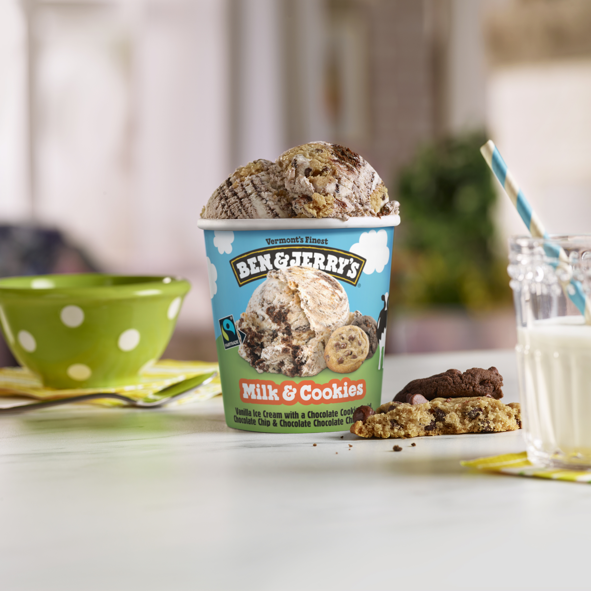 Milk & Cookies Ice Cream - Pint 4 / 5