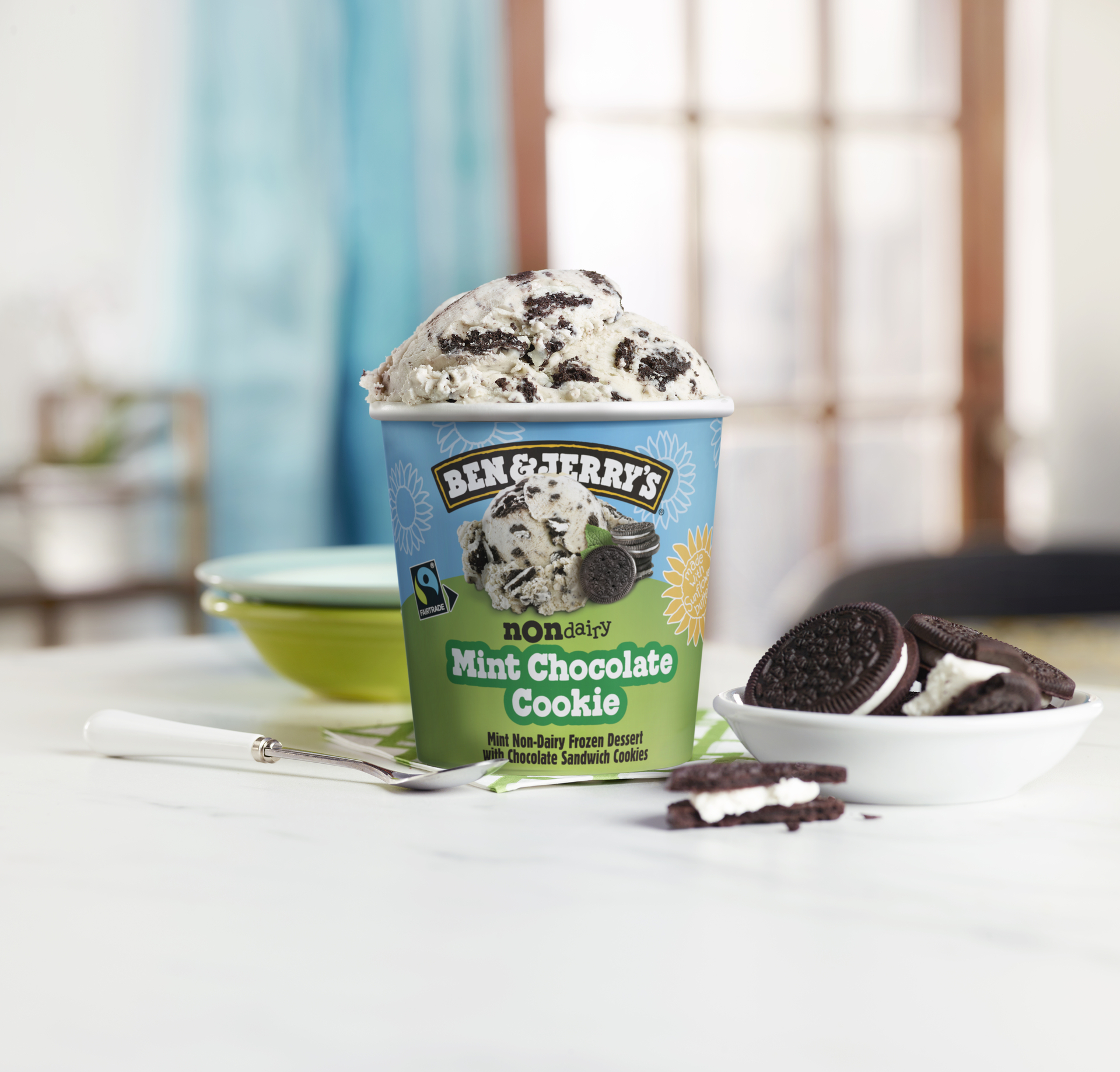 Mint Chocolate Cookie Non-Dairy - Pint 4 / 5