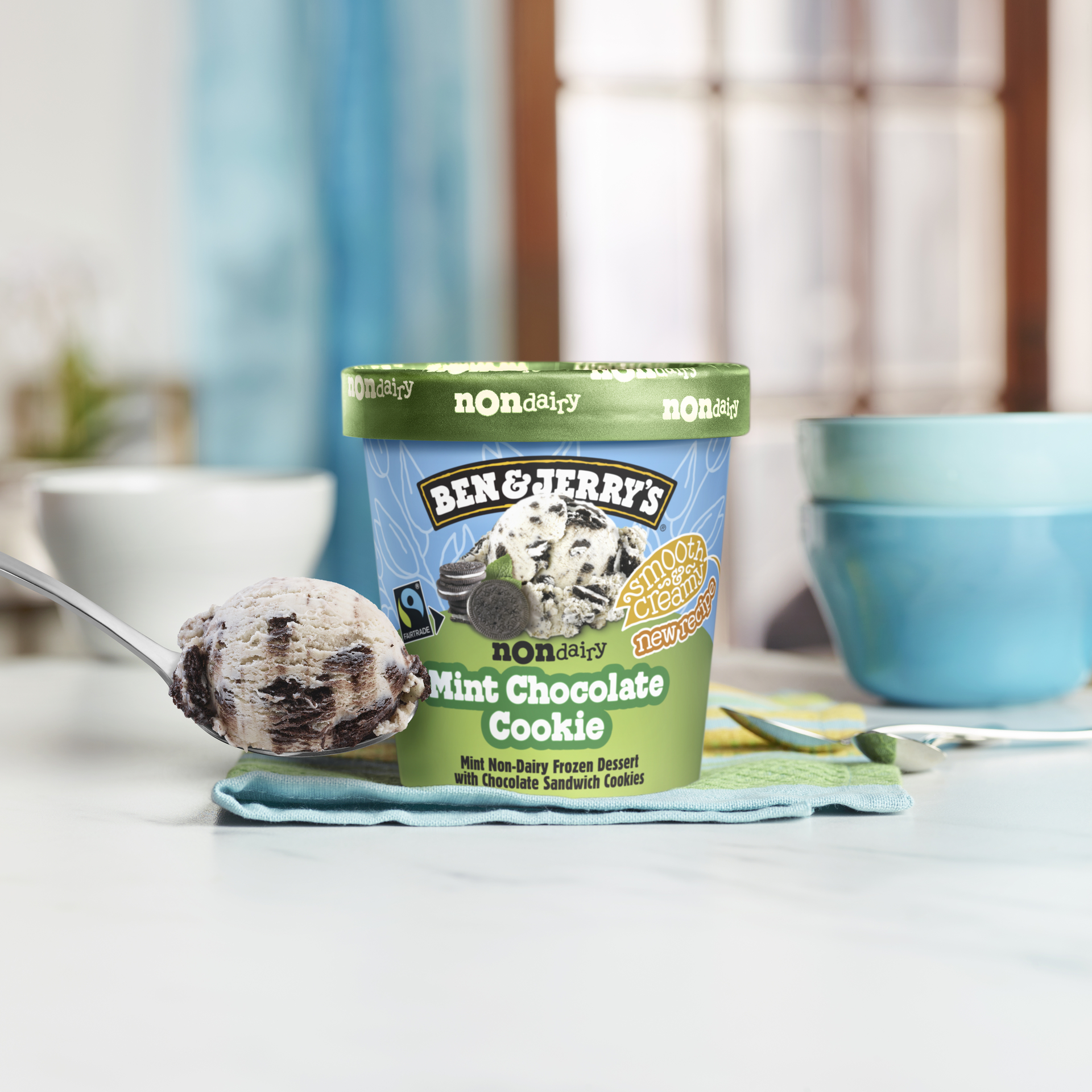 Mint Chocolate Cookie Non-Dairy Oat 4 / 4