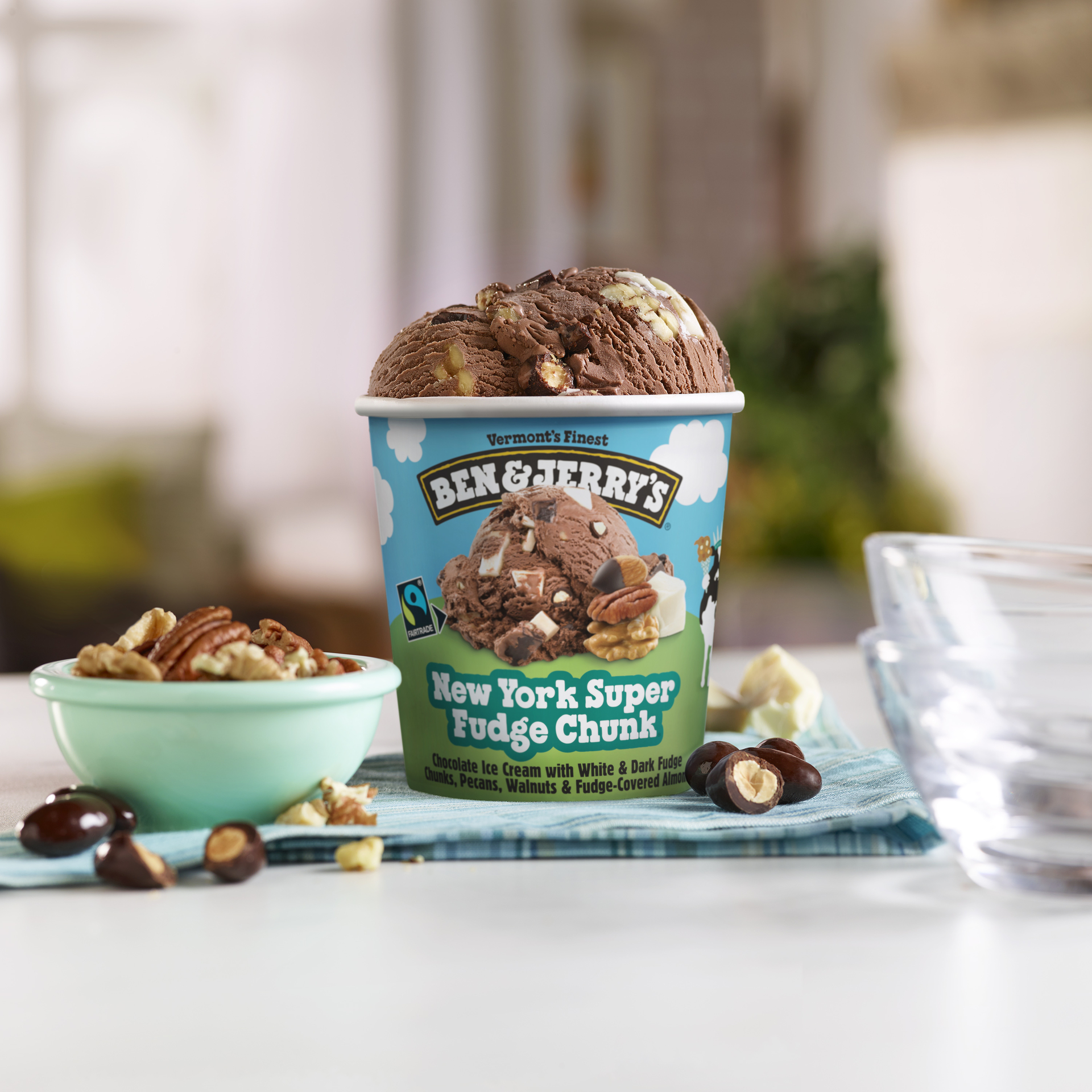 New York Super Fudge Chunk Ice Cream - Pint 5 / 5