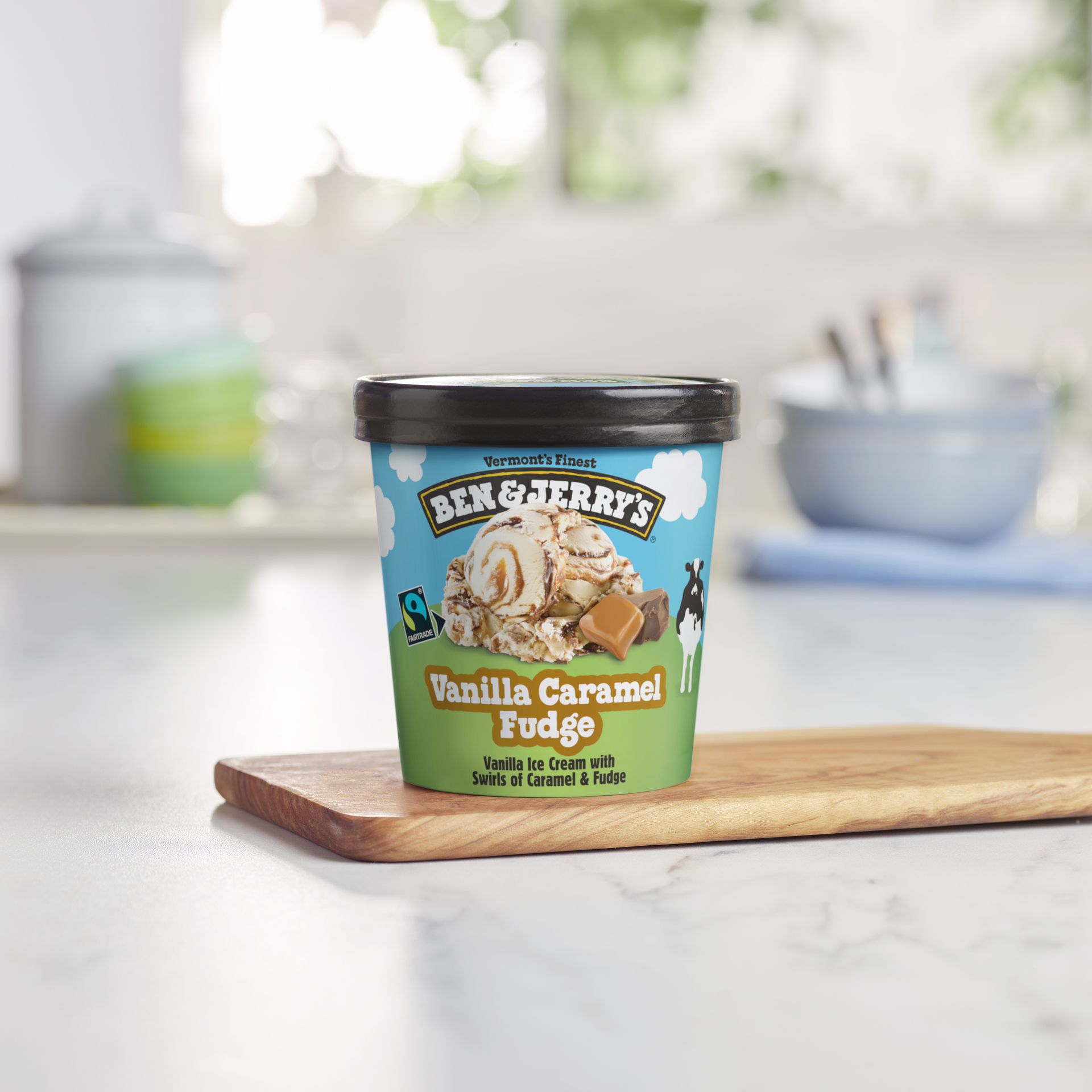Vanilla Caramel Fudge Ice Cream - Pint 4 / 5