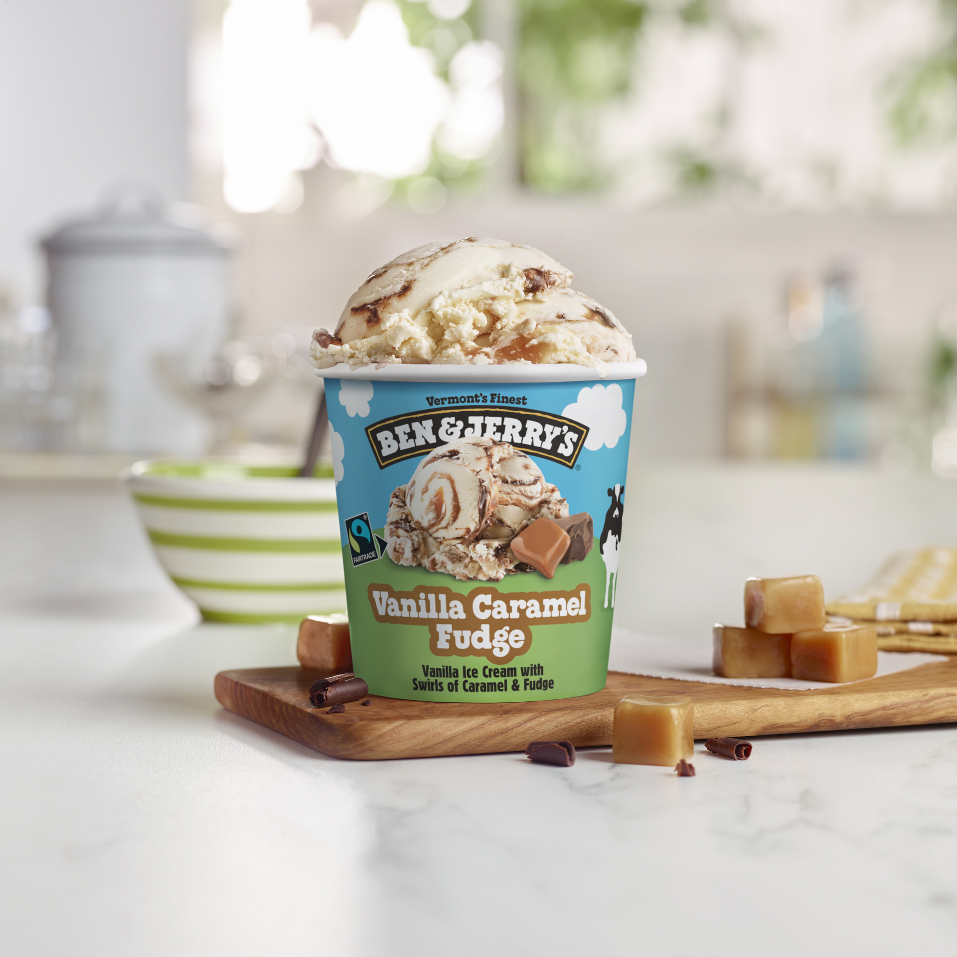 Vanilla Caramel Fudge Ice Cream - Pint 3 / 5